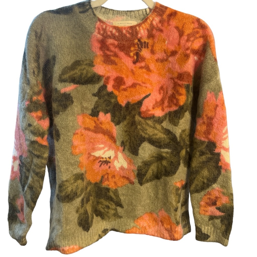 Knitwear. Sezane. Pull Fleur. Color: kaki/multico. Size: S
